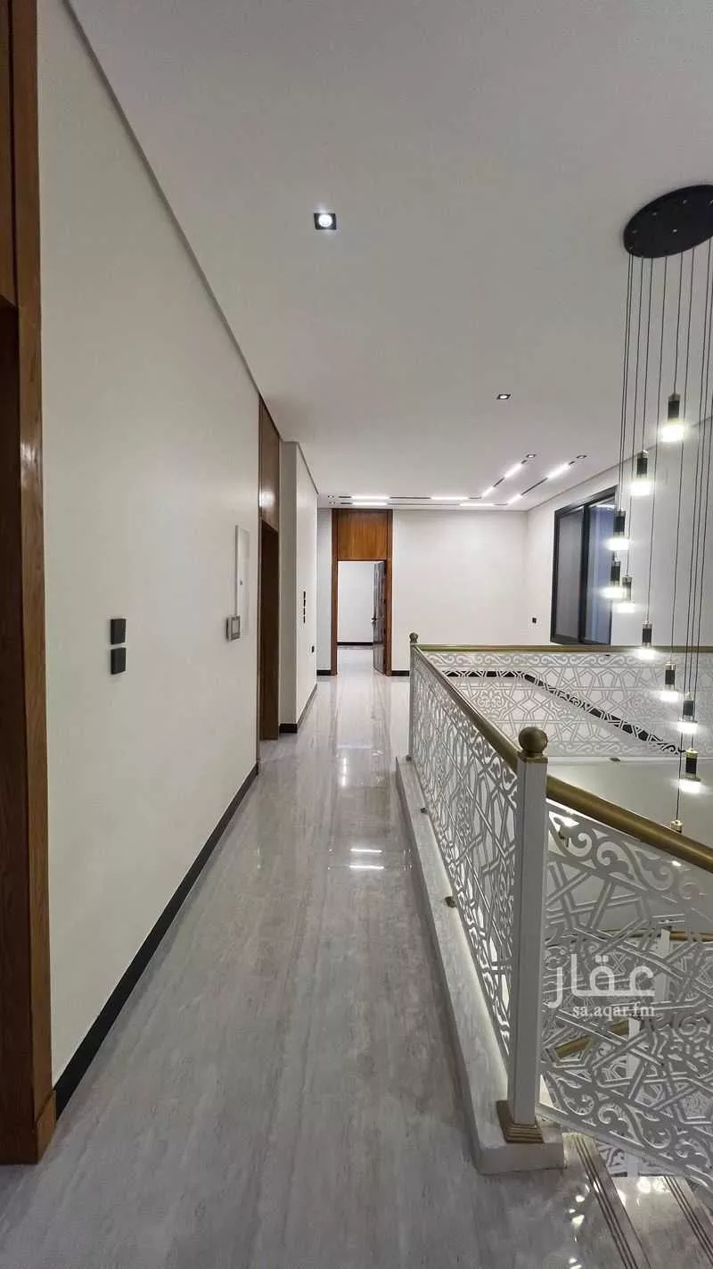 5 bedroom villa in Al Rimal 1