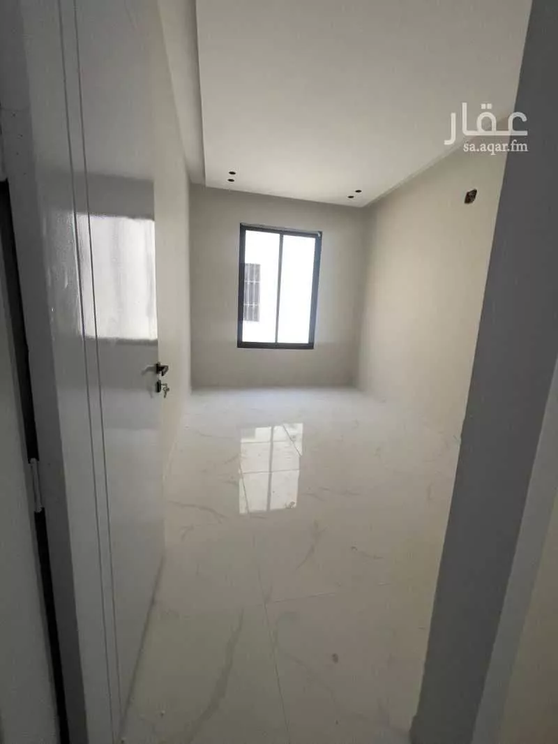 4 bedroom villa in Al Janadriyah, Riyadh 6