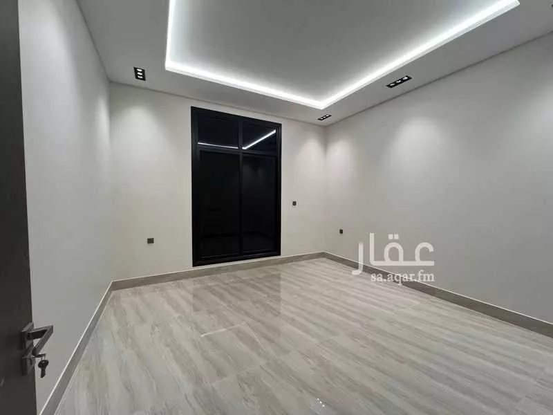 فيلا 5 غرف في الرمال 2