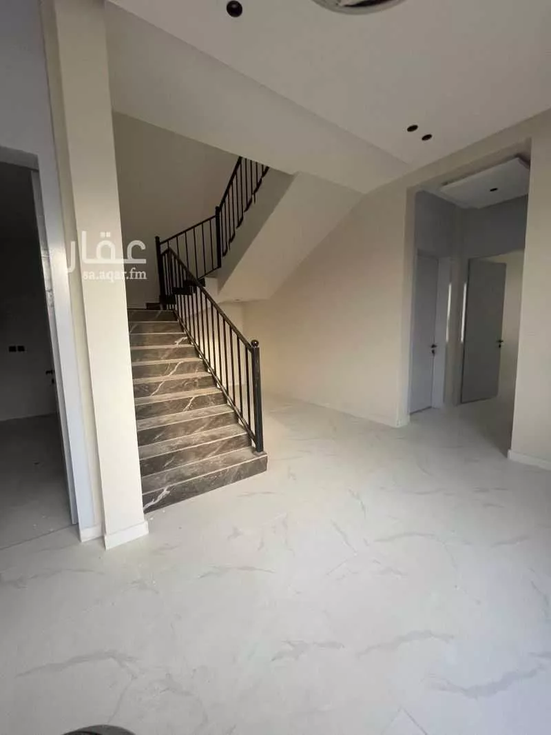 4 bedroom villa in Al Janadriyah, Riyadh 7