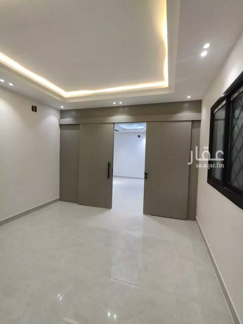 فيلا 6 غرف في بدر 5