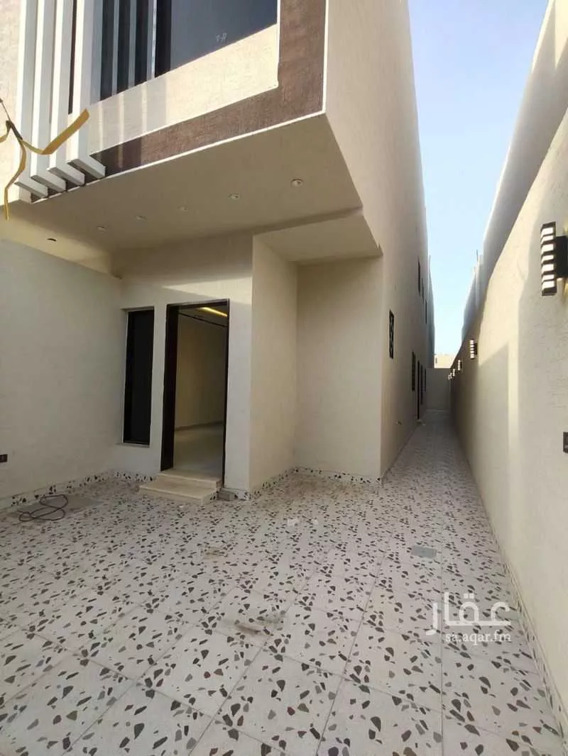 فيلا 6 غرف في بدر 4