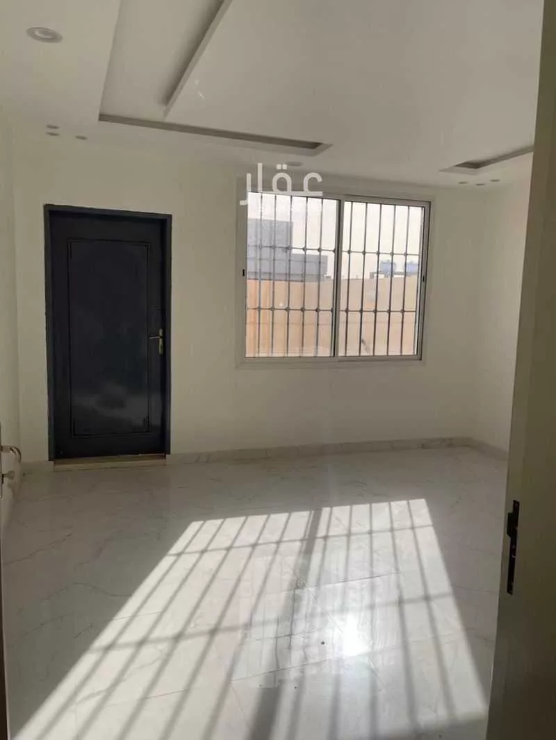 8 bedroom apartment in Al Rimal 4