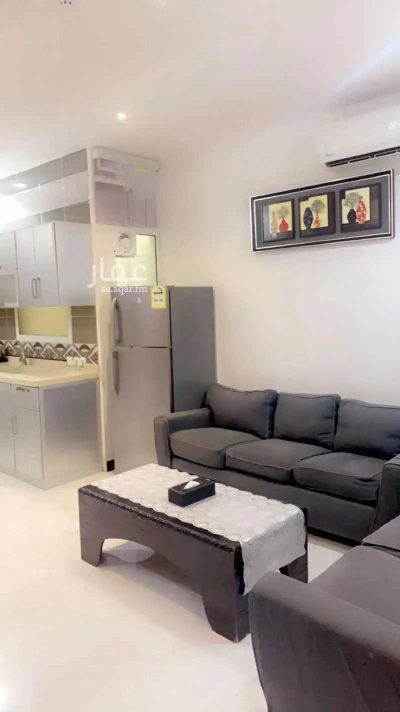 3 bedroom apartment in Al Yarmouk 1