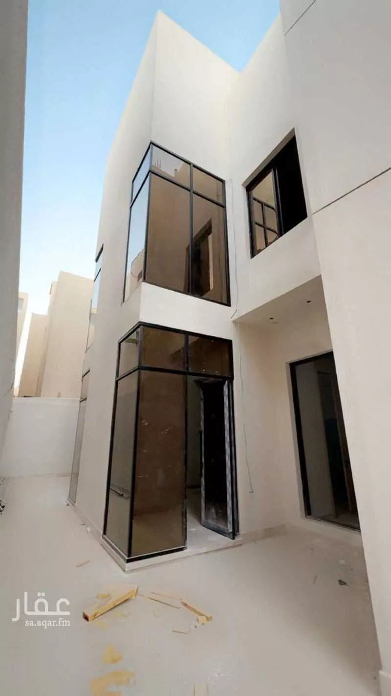5 bedroom apartment in Al Qadisiyah 1