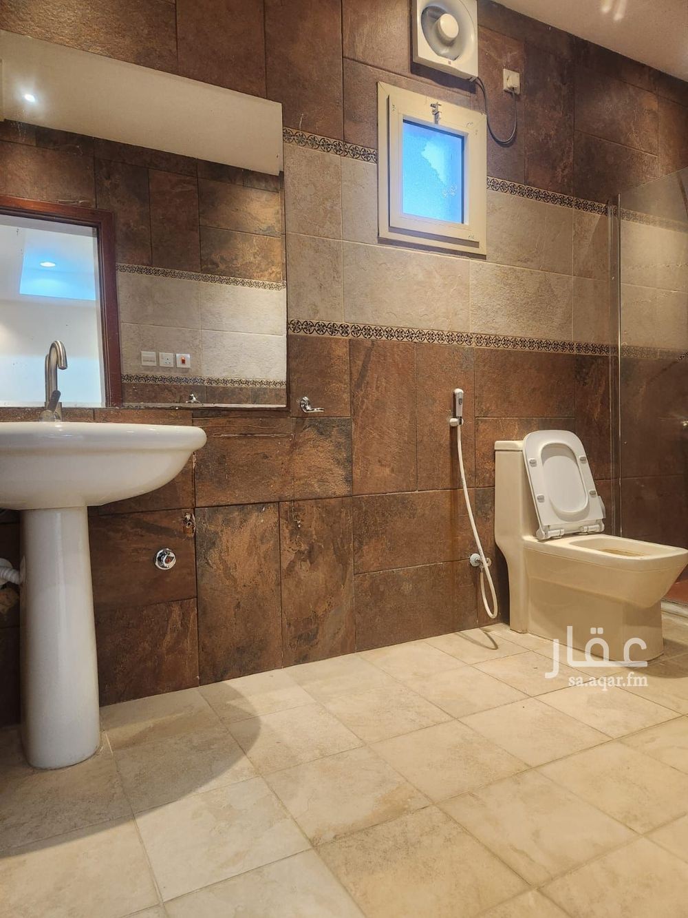 7 bedroom villa in Al Zahra, Jeddah 11