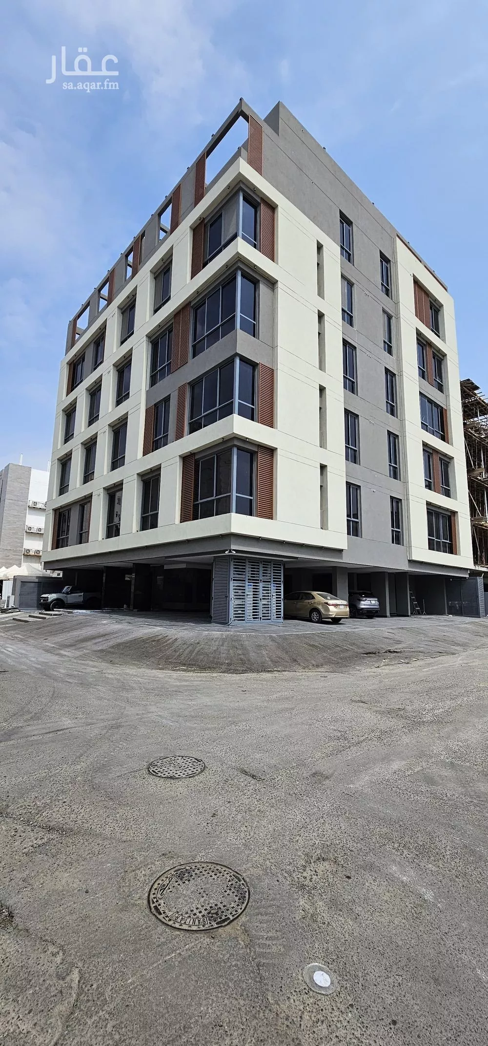 شقة 5 غرف في الروضة 1