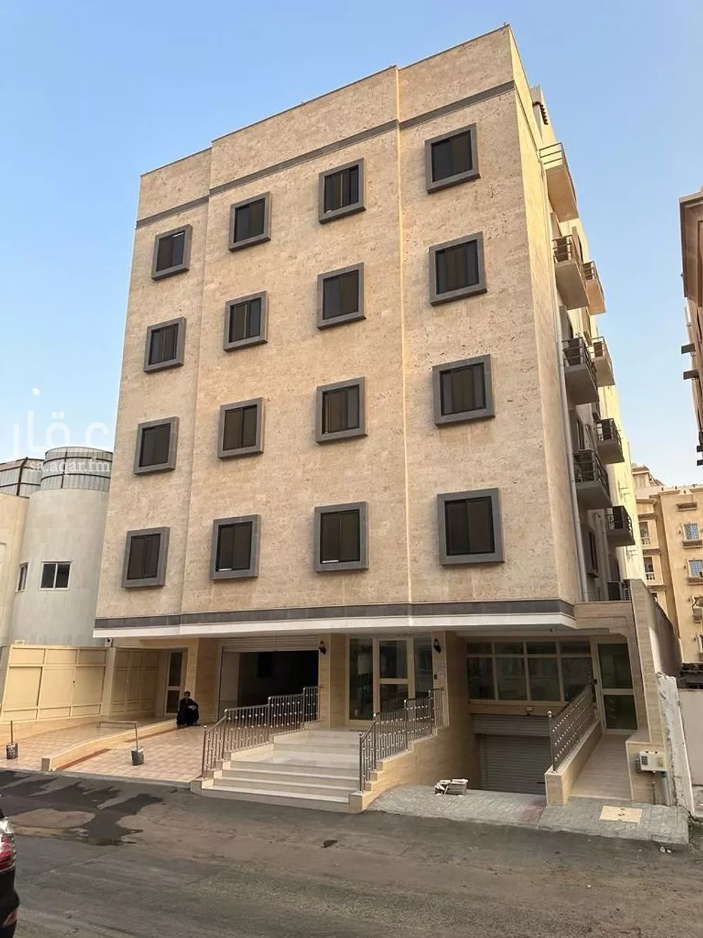 54 sqm building in Al Rawdah 1