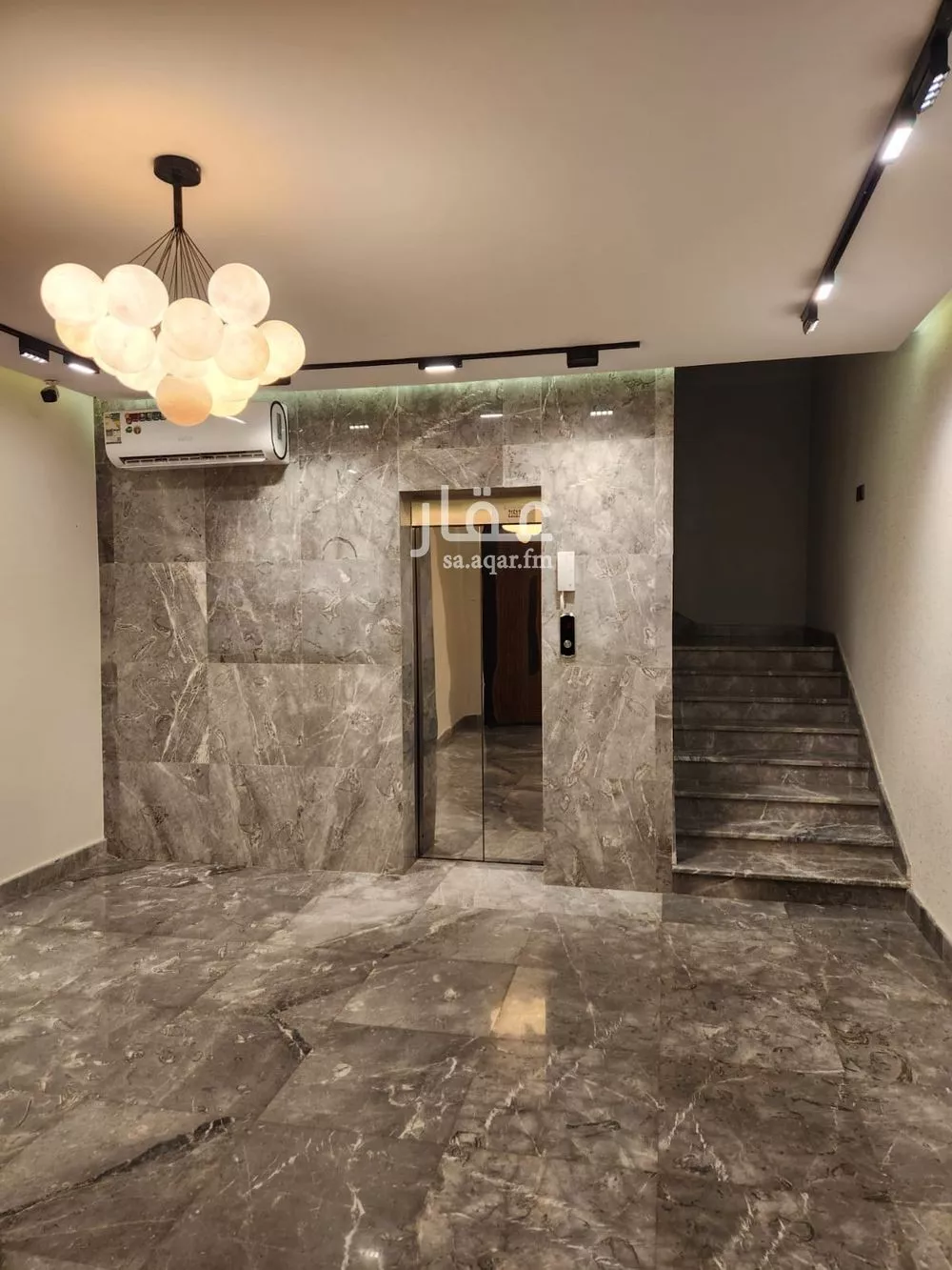 شقة 4 غرف في الروضة، جدة 18