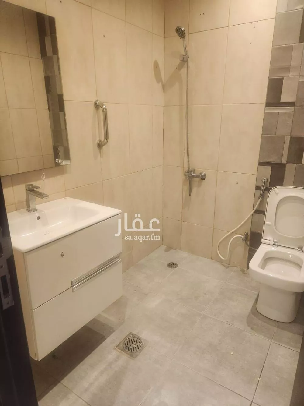 4 bedroom apartment in Al Zahra, Jeddah 7