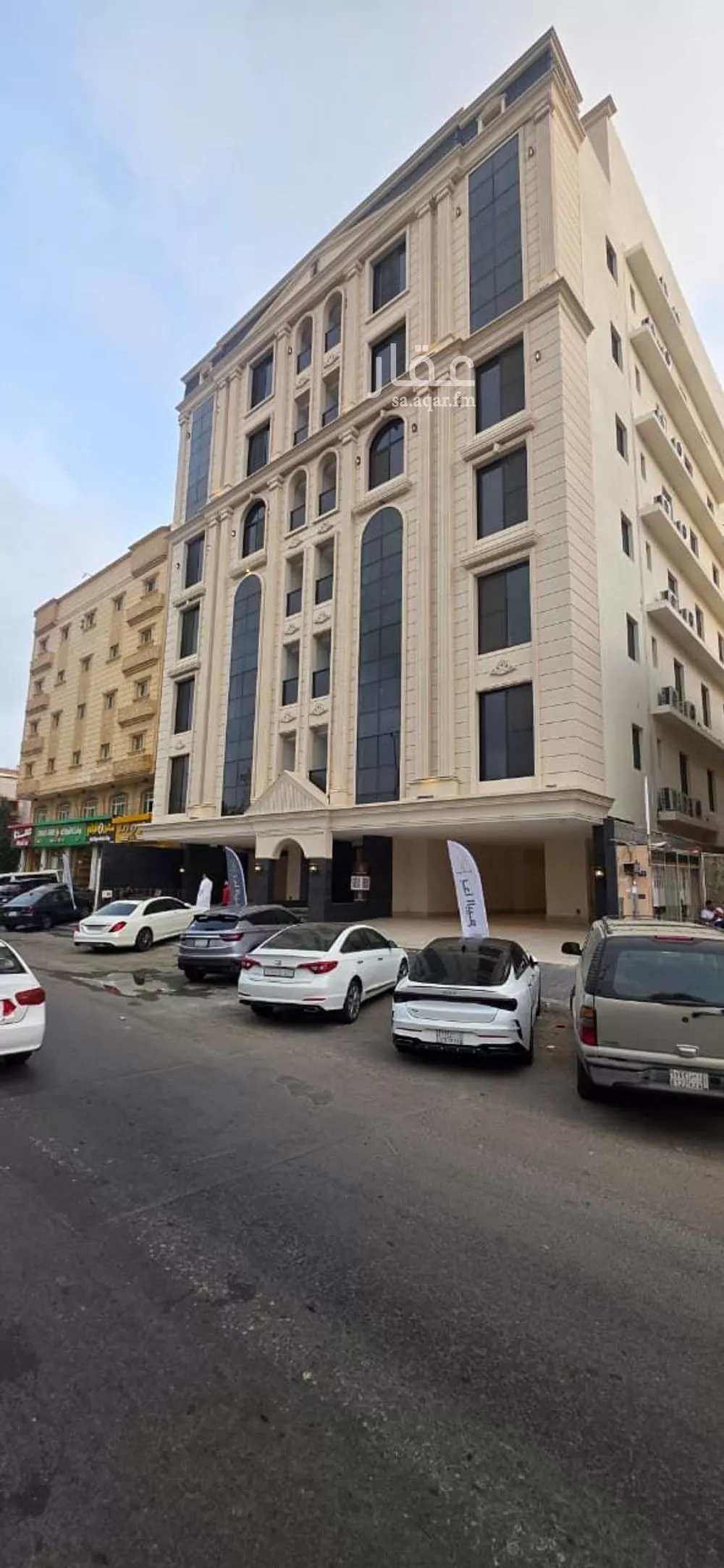 شقة 5 غرف في الزهراء 1