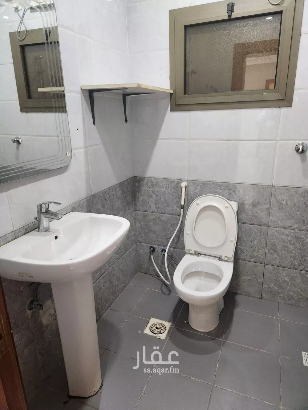 عمارة 550 م² في الفيصلية 5