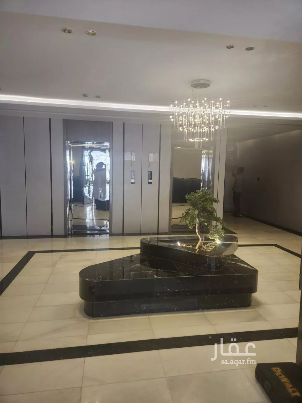 5 bedroom apartment in Al Safa 3