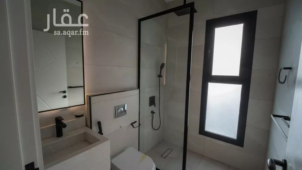 شقة 5 غرف في الزهراء 4