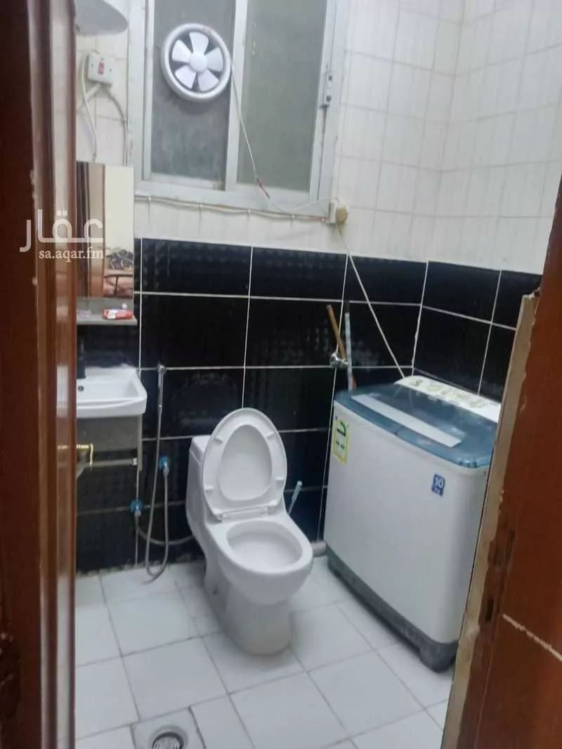 3 bedroom apartment in An Nasiriyah, Riyadh 5