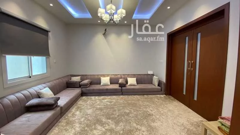 شقة 6 غرف في الورود 4