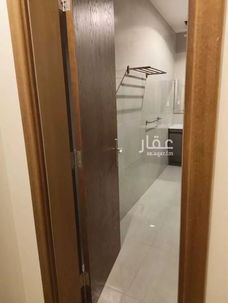 شقة 3 غرف في الملقا 3