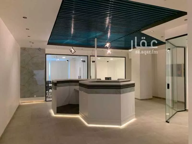 مكتب 110 م² في المربع 1