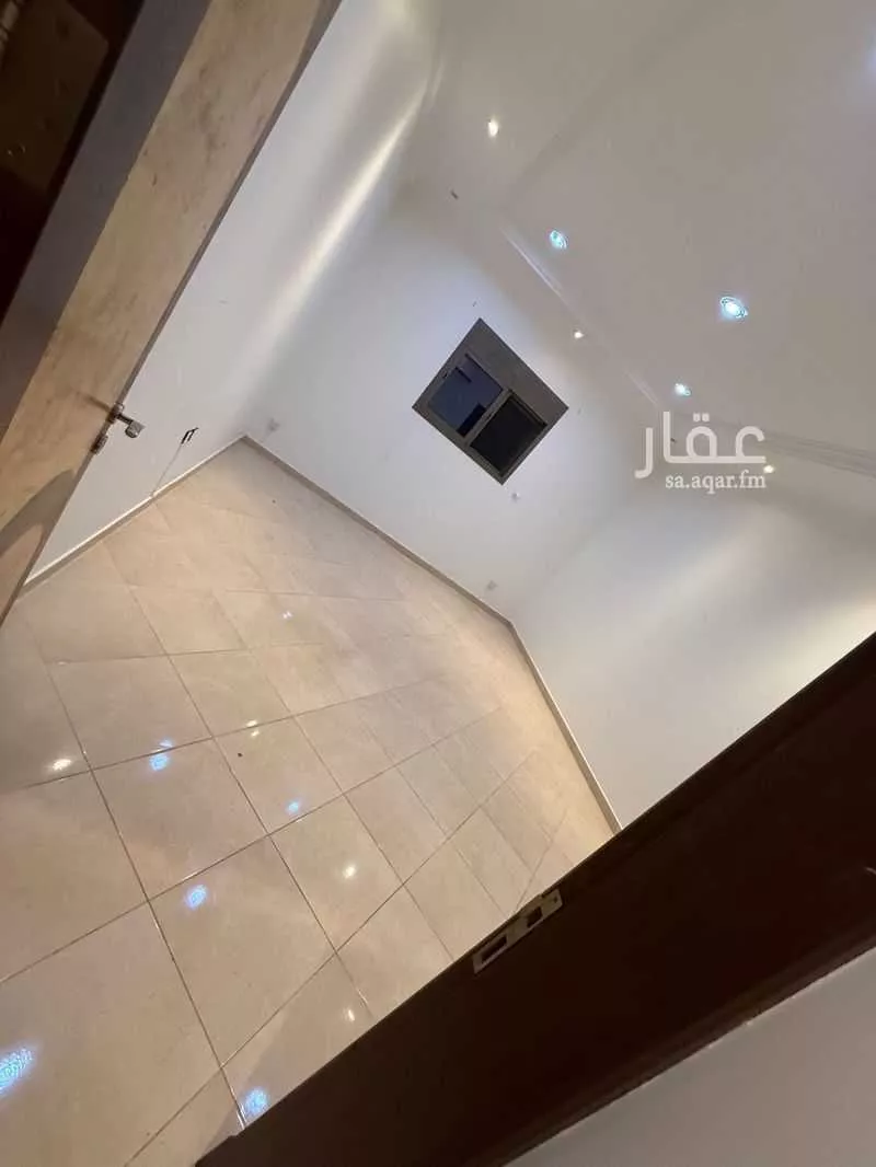 عمارة 599 م² في الرياض 4