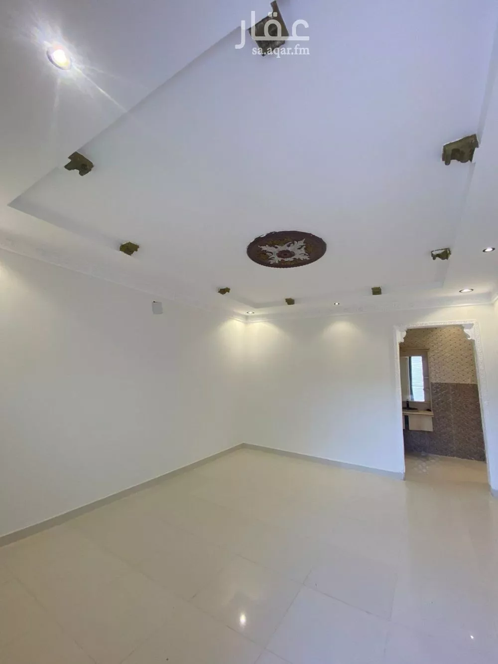 فيلا 15 غرف في الرمال 4