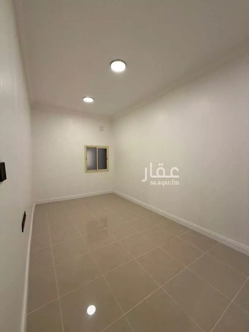 3 bedroom floor in As Suwaidi 5