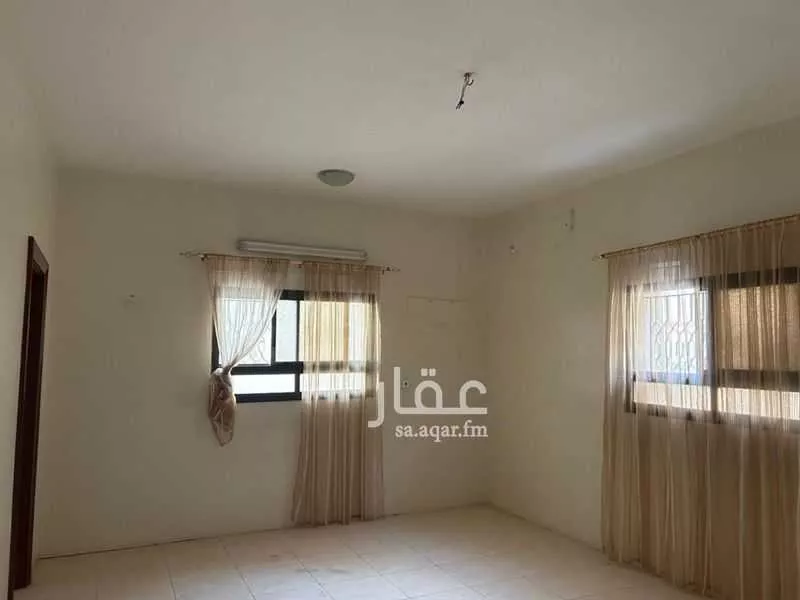 مكتب 160 م² في جرير 2