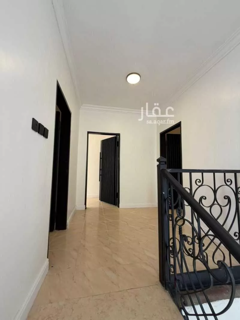 3 bedroom floor in As Suwaidi 2