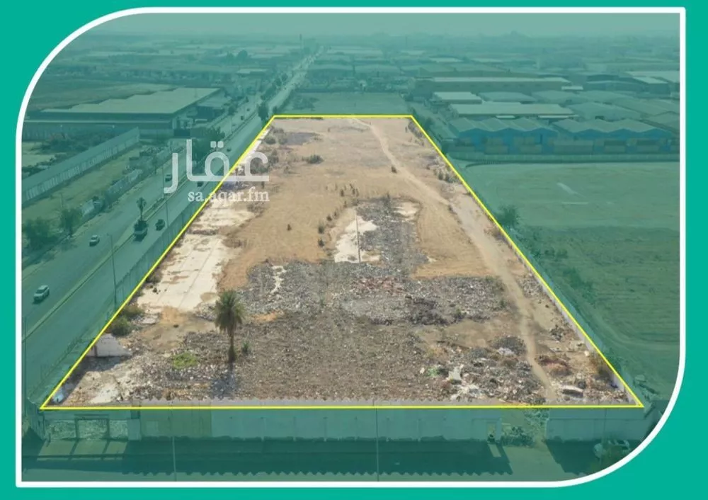 أرض 50000 م² في بترومين