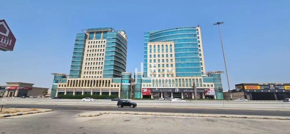 عمارة 8214 م² في الراكة الجنوبية 3