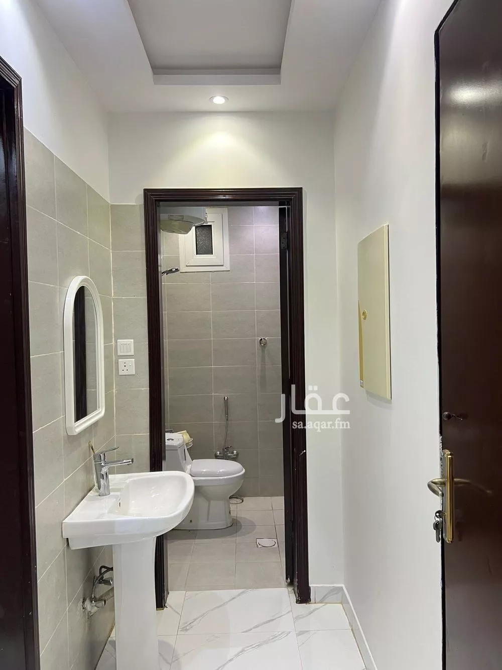 دور 4 غرف في السعادة 4