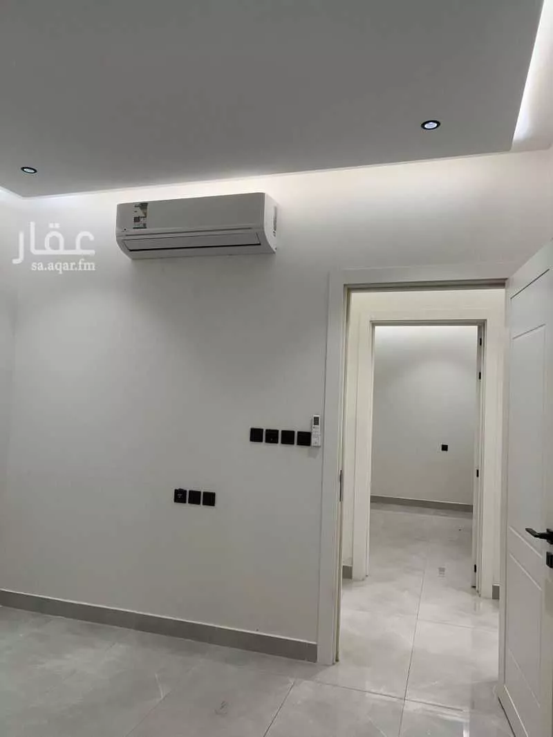 5 bedroom apartment in As Saadah, Riyadh 9