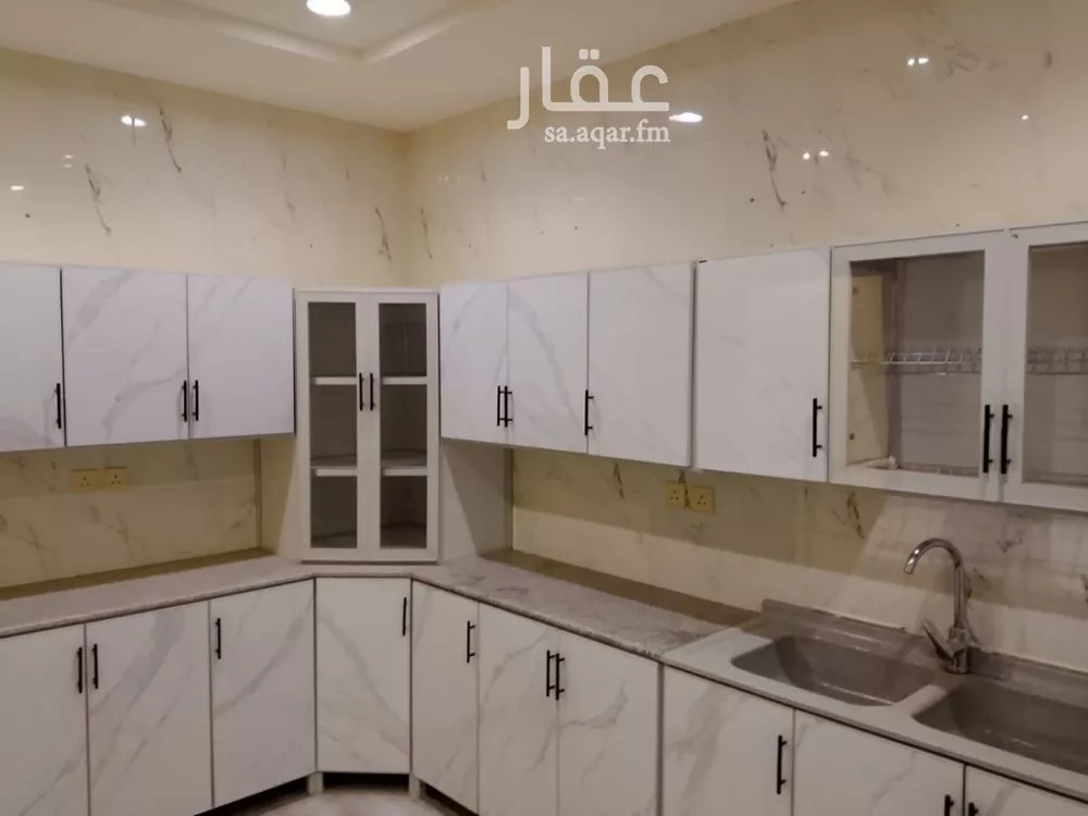 شقة 3 غرف في النرجس 5