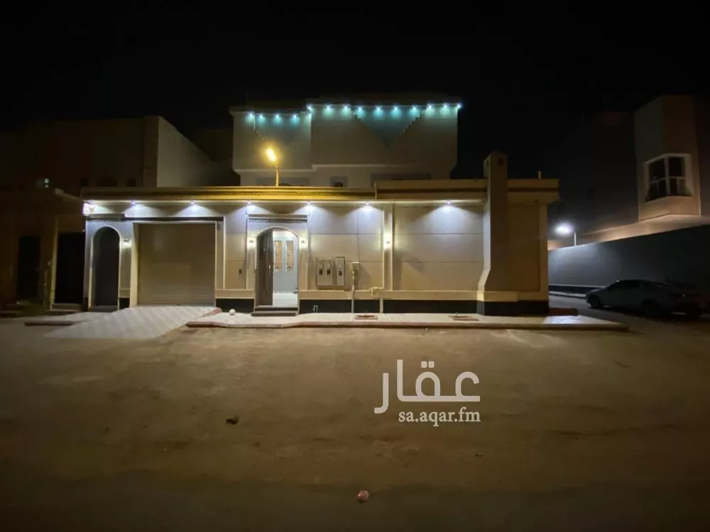 20 bedroom villa in Al Rimal 1