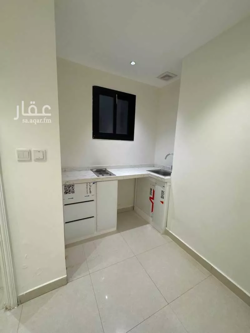 شقة 1 غرف في العارض 3