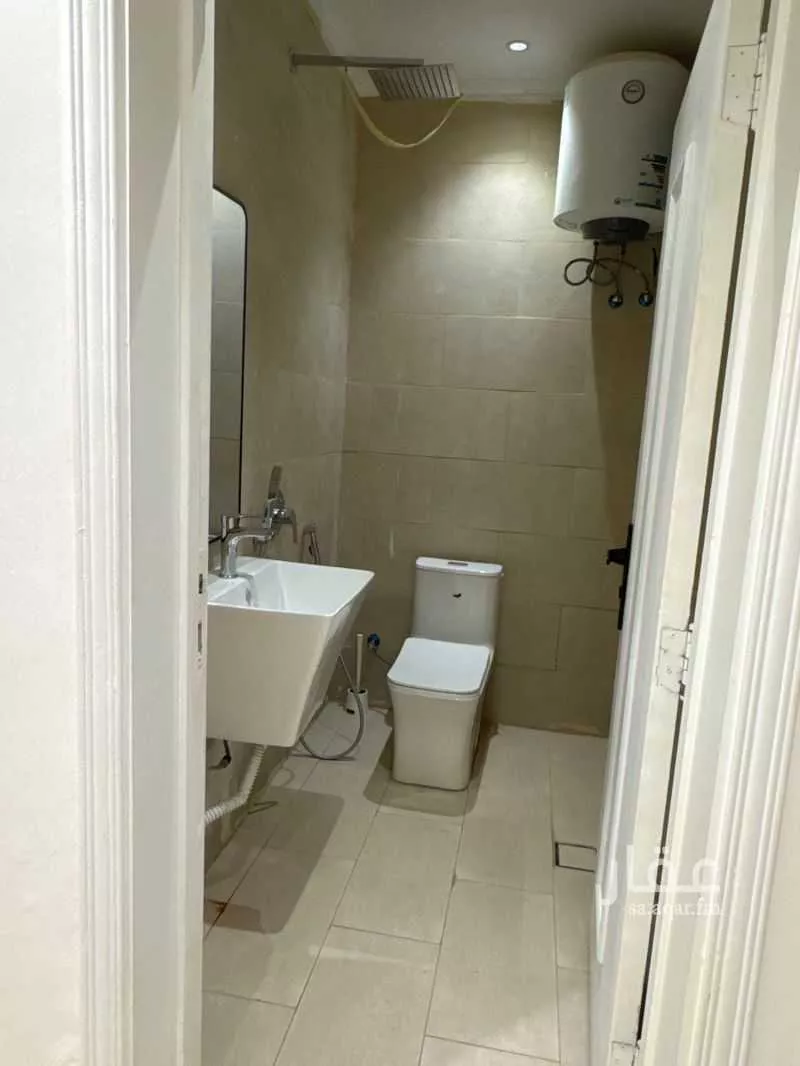 شقة 1 غرف في العارض 4