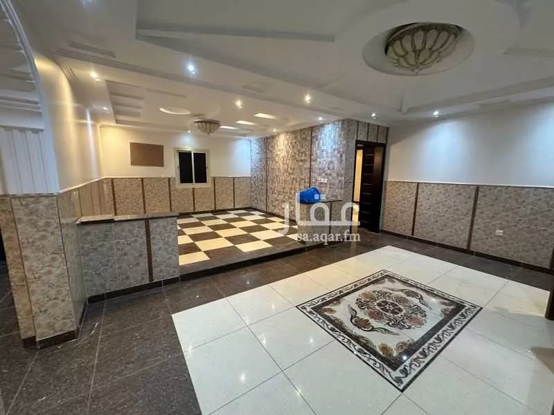 شقة 6 غرف في المروة 2