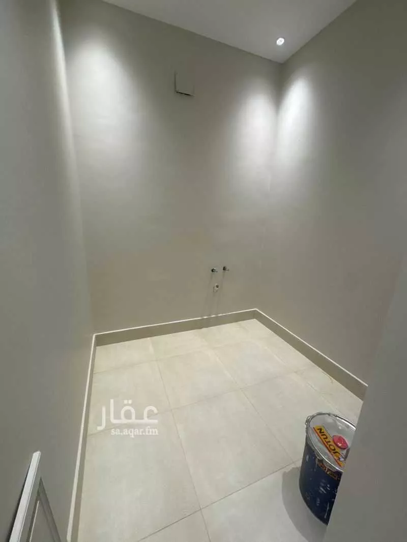 4 bedroom apartment in Granada, Riyadh 14