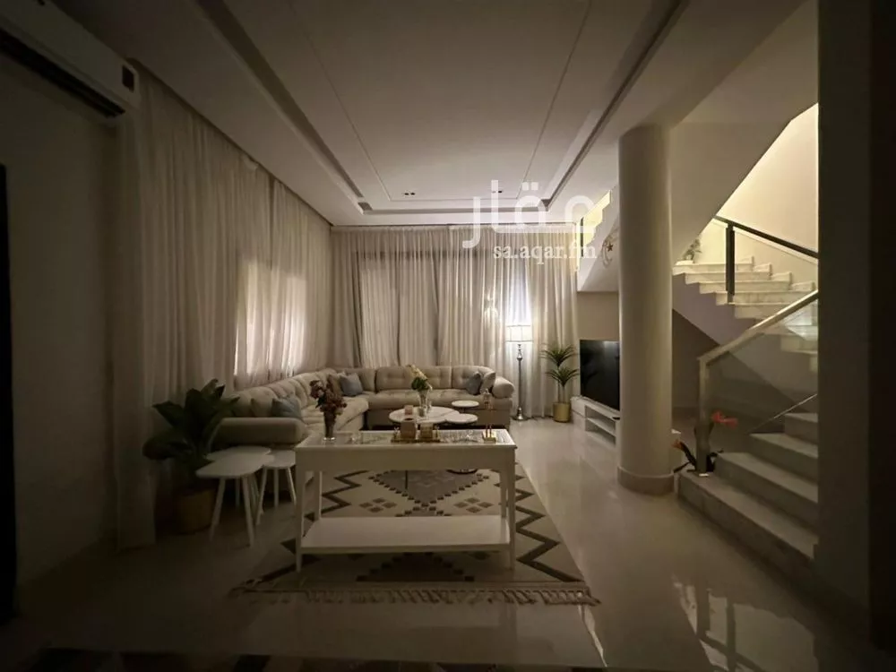 فيلا 7 غرف في المهدية 1