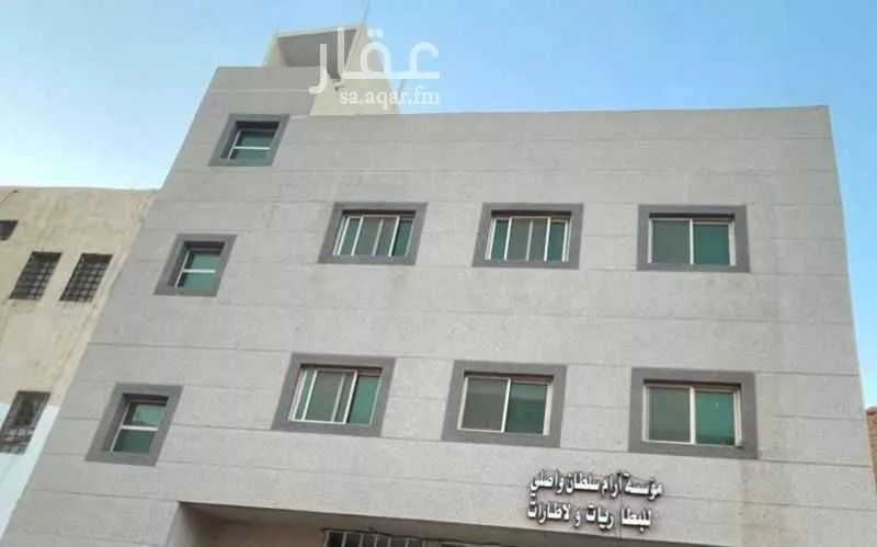 137 sqm building in Umm Salim 3