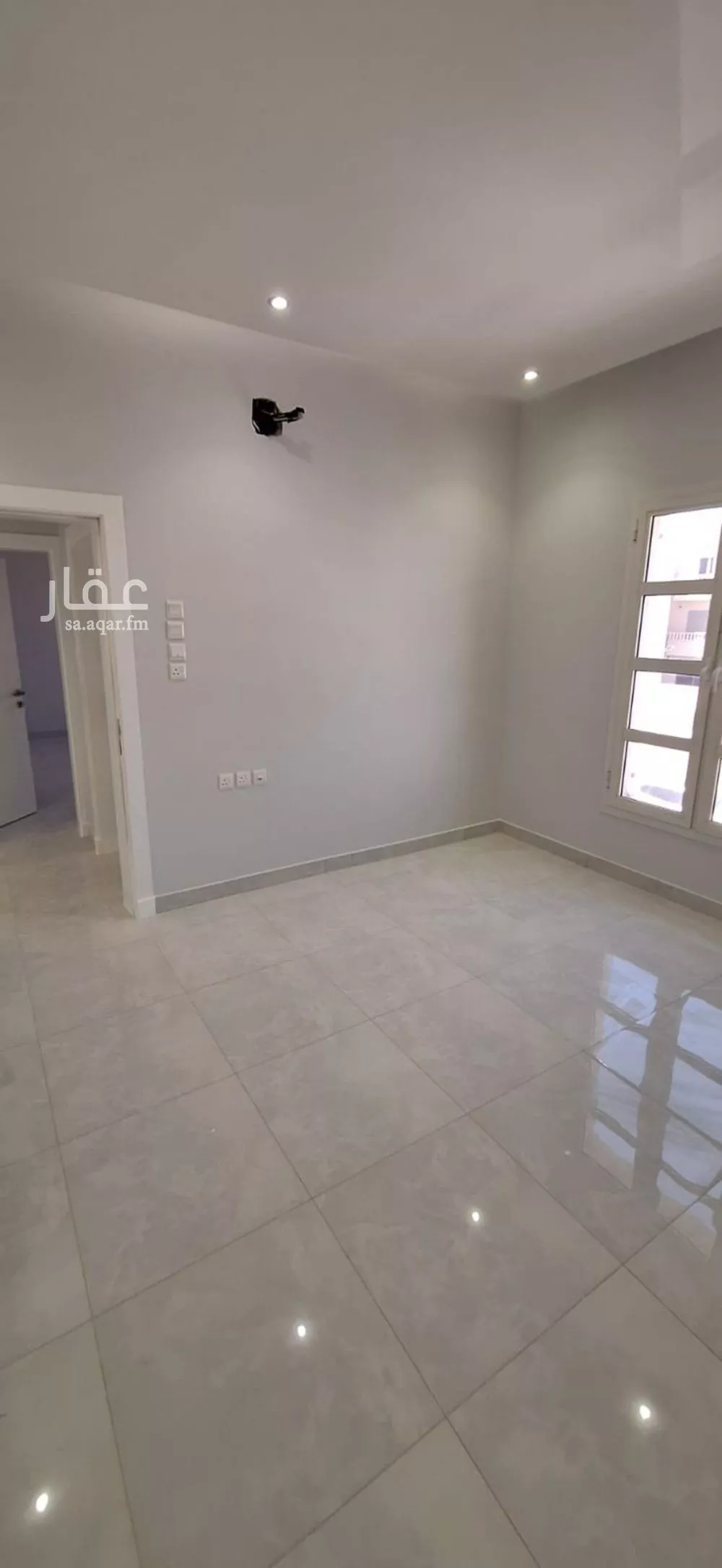 دور 2 غرف في العارض 12