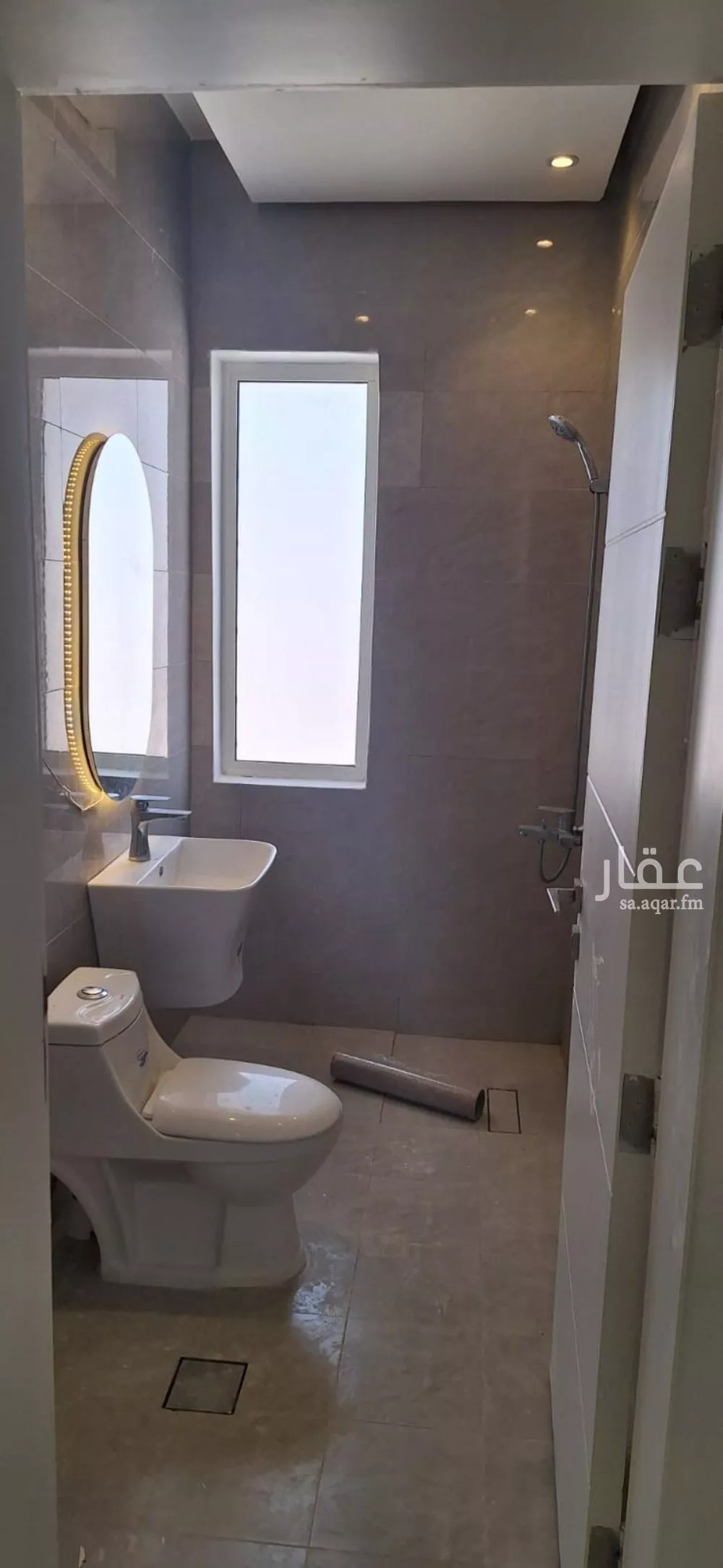 دور 2 غرف في العارض 9