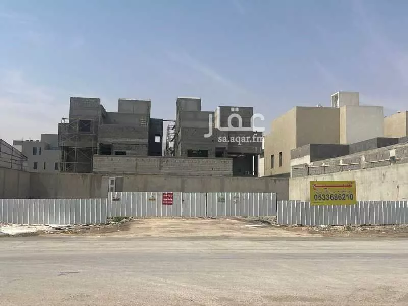 أرض 870 م² في العارض 2