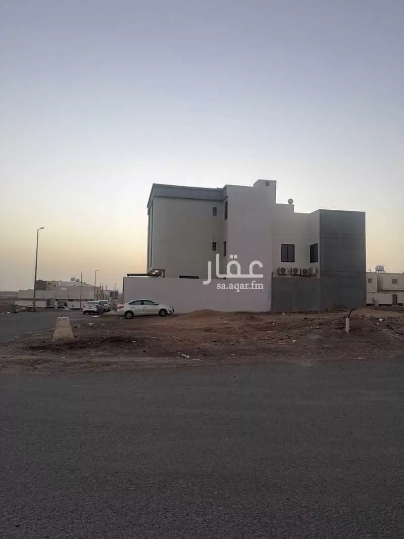land in Nubala, Madinah 9