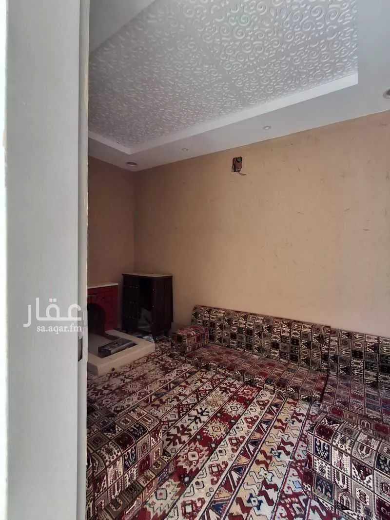 فيلا 5 غرف في بدر 3