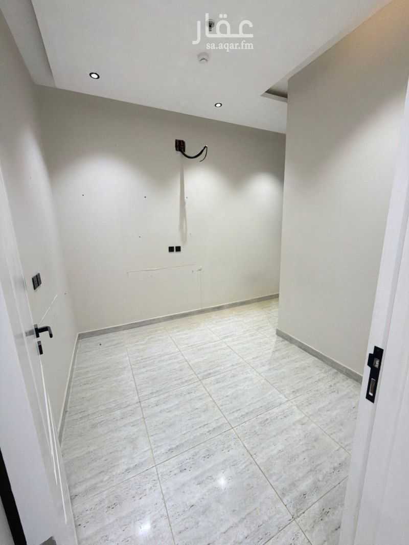 4 bedroom apartment in Al Qadisiyah, Riyadh 7