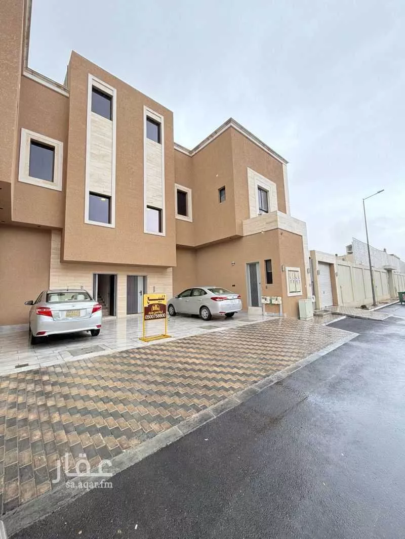 5 bedroom floor in Al Khaleej 3