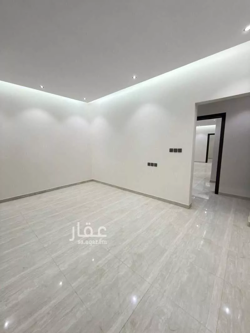 شقة 3 غرف في الرمال 5