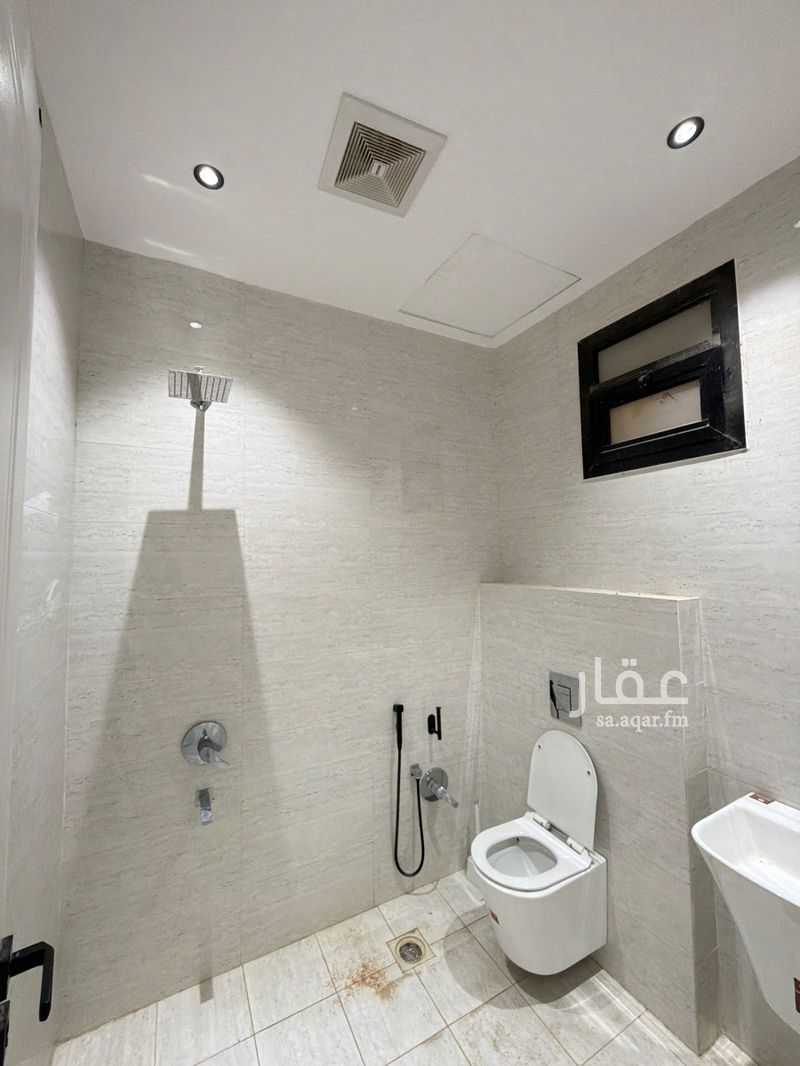 4 bedroom apartment in Al Qadisiyah, Riyadh 13