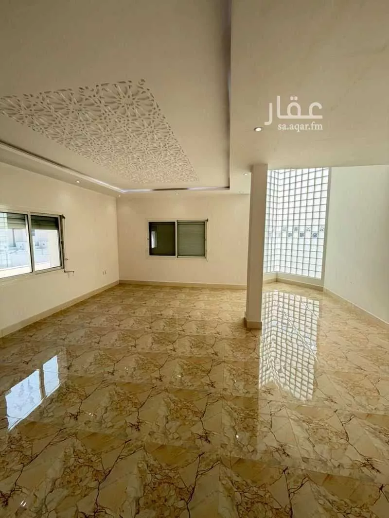4 bedroom floor in Ishbiliyah 2