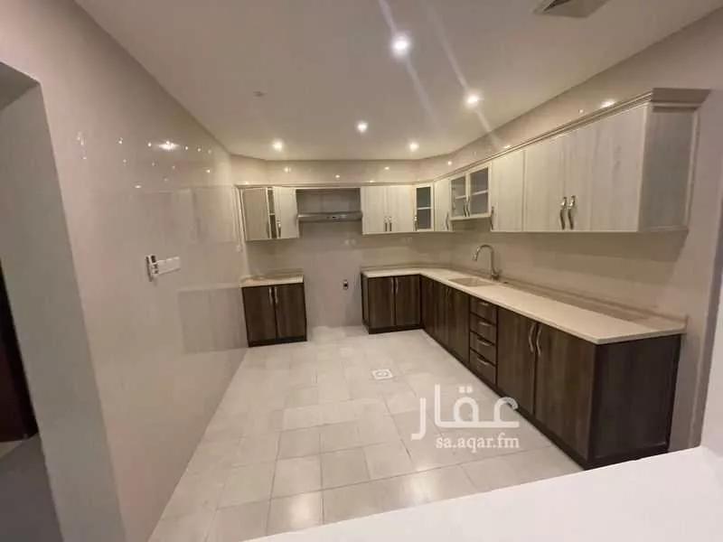 عمارة 1092 م² في القصور 1